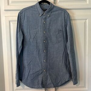 J Crew Mercantile Chambray Denim Jean Shirt Men Medium Blue Long Sleeve Pocket
